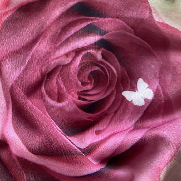 🌹 Beautiful and delicate roses  multi color long sleeve top - Picture 7 of 7